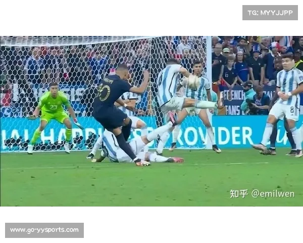 英超官方解读阿马德手球判罚 VAR认定手臂处于自然位置